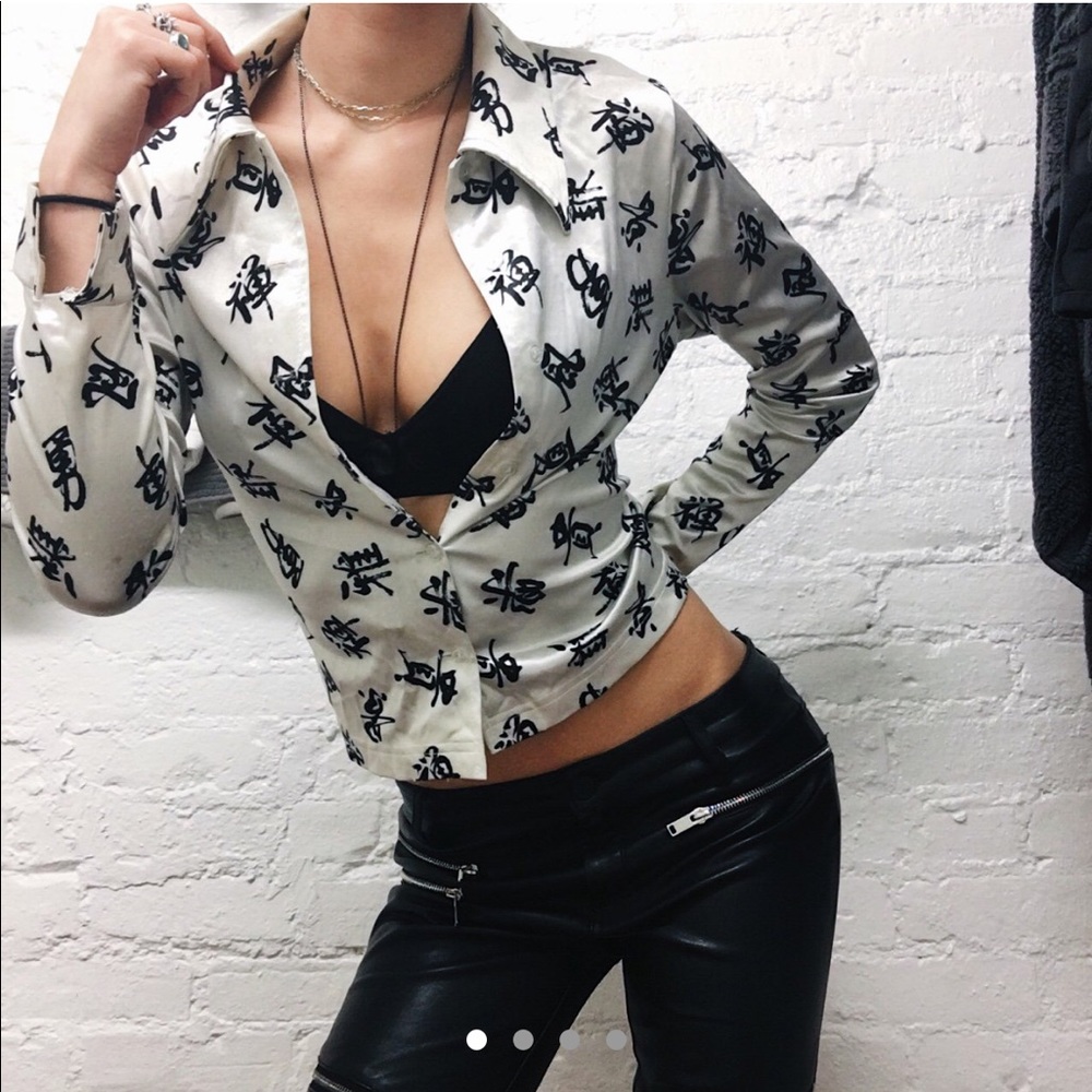 ✨Vintage 90’s Satin Shirt ✨